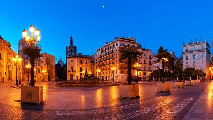 MITOS Y LEYENDAS (Visita guiada por Valencia)