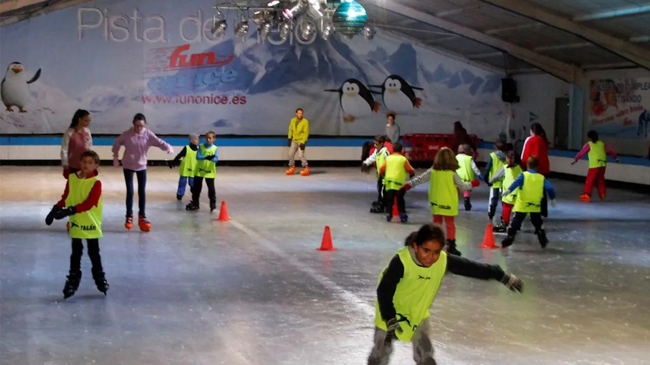 PATINAJE SOBRE HIELO