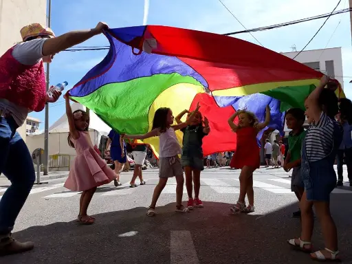 Fiestas de fin de curso - Somriures.