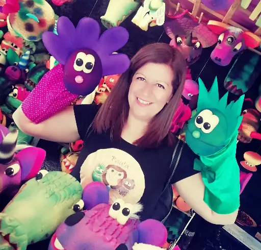 CUENTACUENTOS CON MARIONETAS